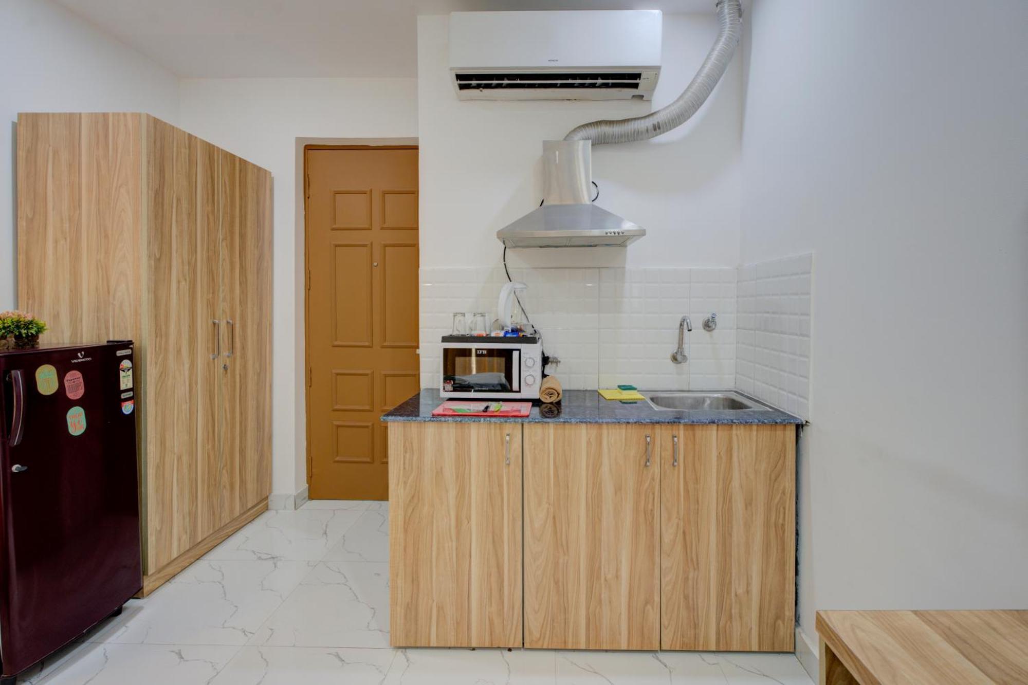 The Lodgers Studio Apartment Infront Of Artemis Hospital Gurugram Gurgaon Zewnętrze zdjęcie
