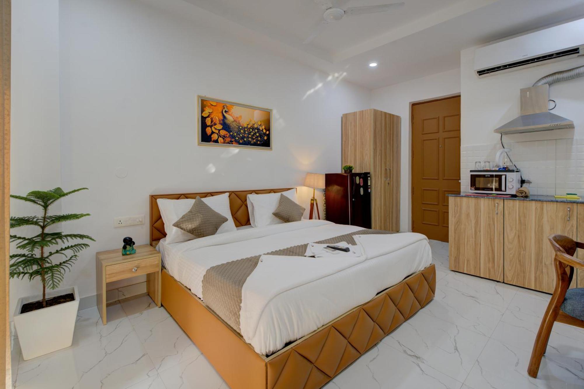 The Lodgers Studio Apartment Infront Of Artemis Hospital Gurugram Gurgaon Zewnętrze zdjęcie