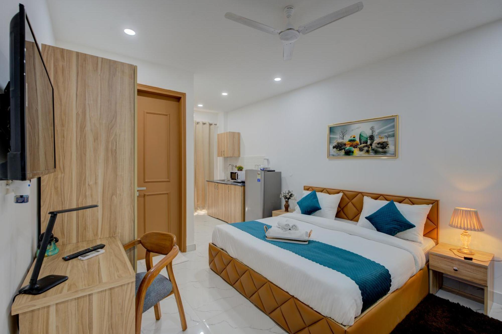 The Lodgers Studio Apartment Infront Of Artemis Hospital Gurugram Gurgaon Zewnętrze zdjęcie